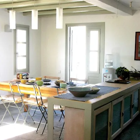 Sifnos Villa *